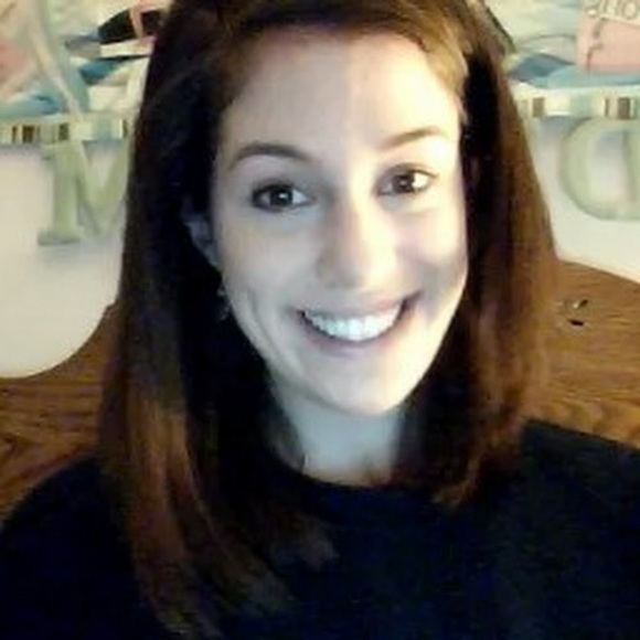 Meet your Posher, Loren - Picture 1 of 1